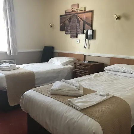 Hotel Cliffdene 2*