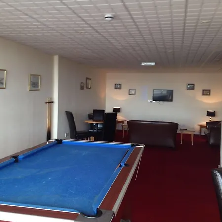 Cliffdene Hotel